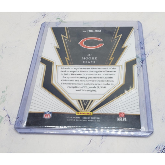 2023 Panini Select Turbocharged D.J. Moore #TUR-DJM - Picture 4 of 4